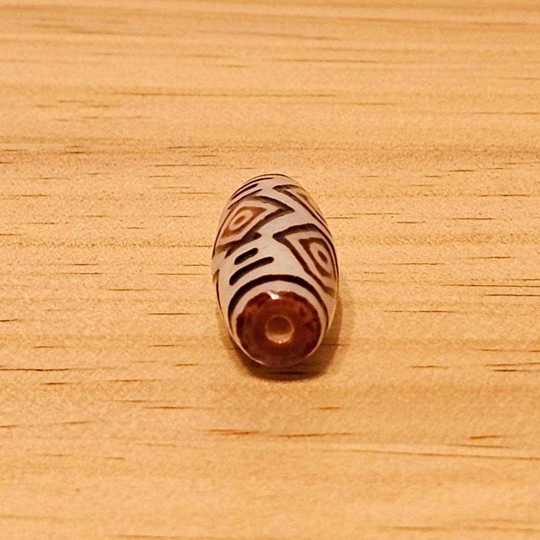 龍眼天珠 白玉髄龍眼 【極希少】