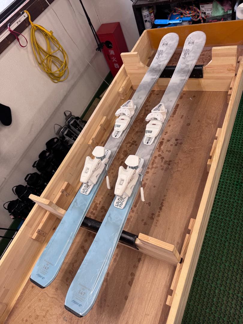 【25/26モデル】Hart INNOCENCE RC 147cm スキー板セッ