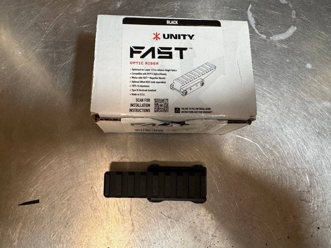 実物　Unity FAST Optic Riser ブラック