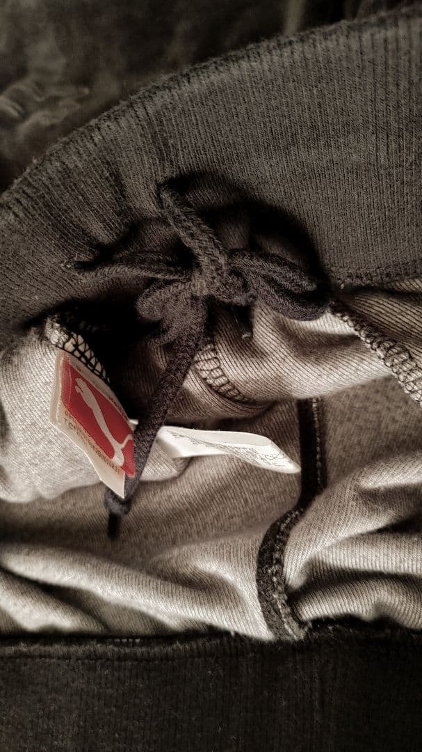 【希少】PUMA ジャージ 上下 セットアップ ベロア素材 迷彩カモ線 ロゴ刺繍