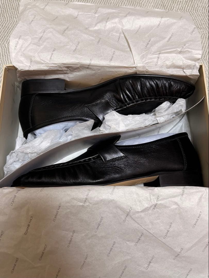 【希少】Tony Bianco ローファー 2.5cmヒール