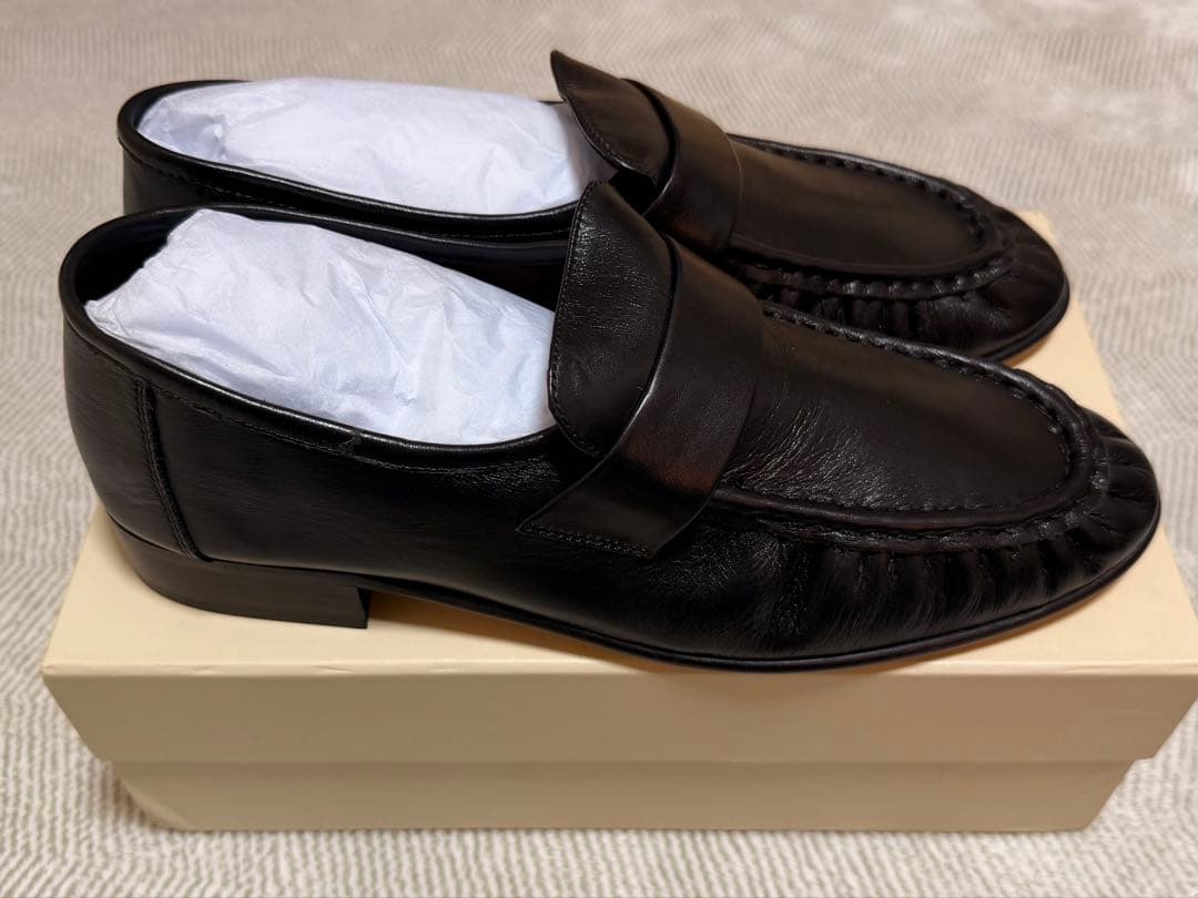 【希少】Tony Bianco ローファー 2.5cmヒール