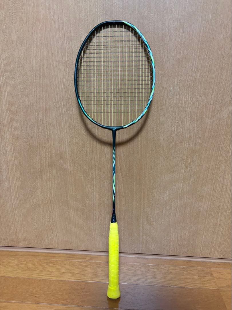YONEX バドミントンラケット アストロクス100tour アクセルセンモデル