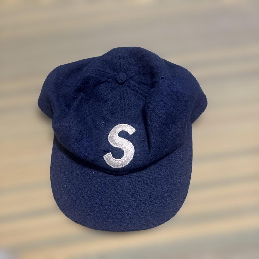 supreme キャップ　ブルー