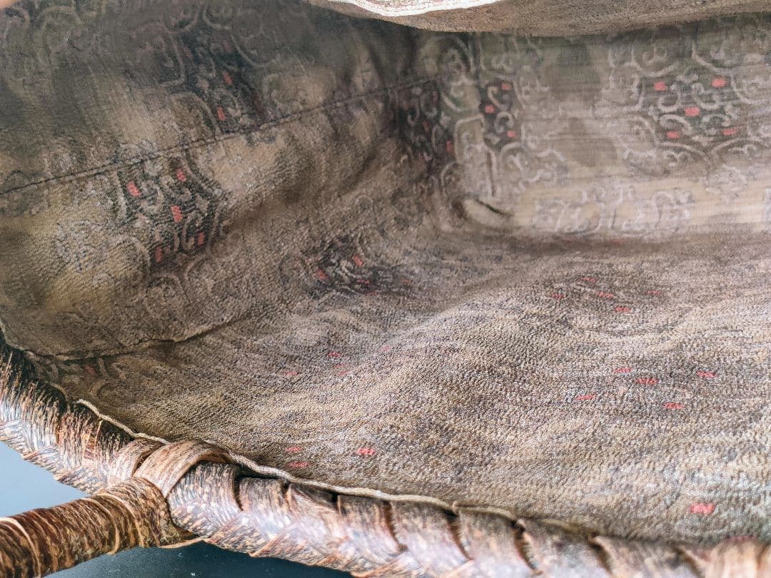 しの　希少天然素材 　沢胡桃かごバッグ　籠バック