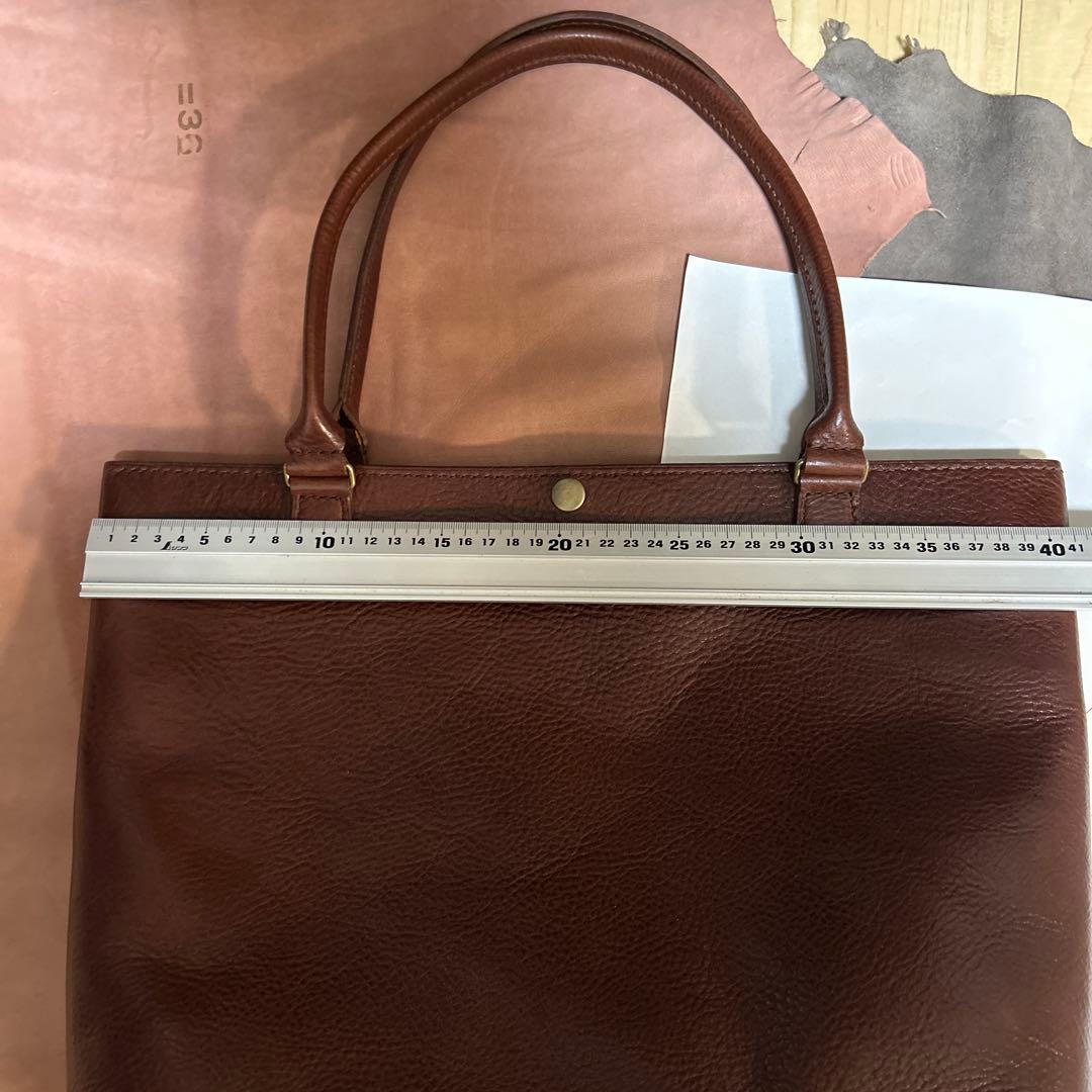 ヌメ革　トートバッグ　総手縫　トスカーナ　タンニン鞣し　真鍮　牛革　本革