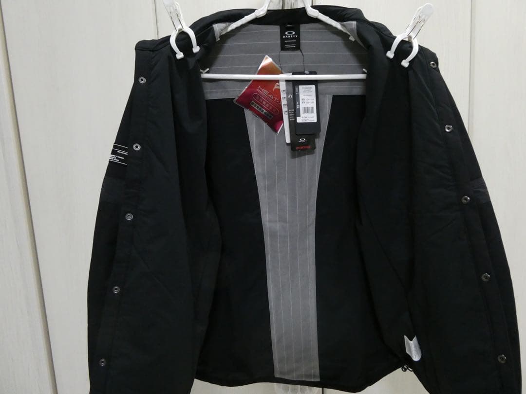 オークリー ジャケット　ゴルフ　パンツ　スカル　ブルゾン　ダウン　キャンプ