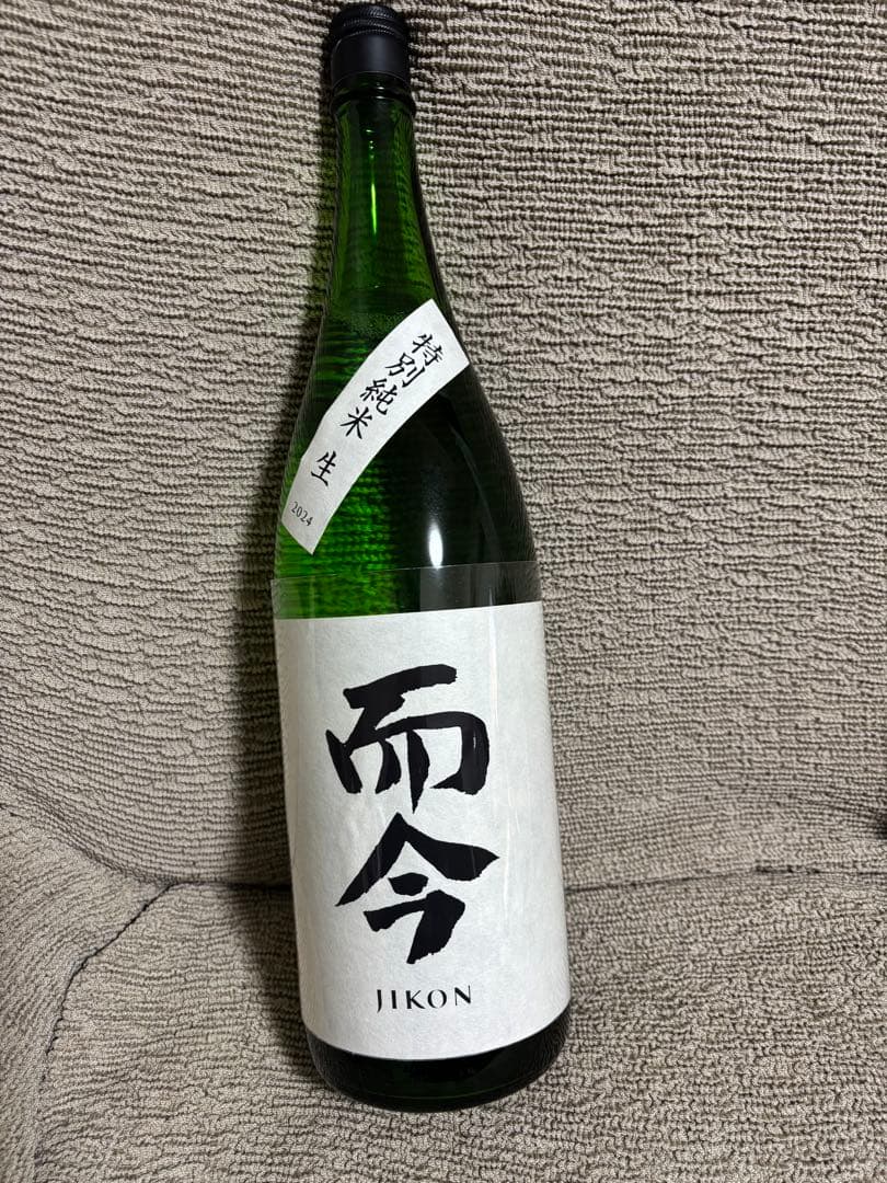 JIKON 特別純米　日本酒 1800ml
