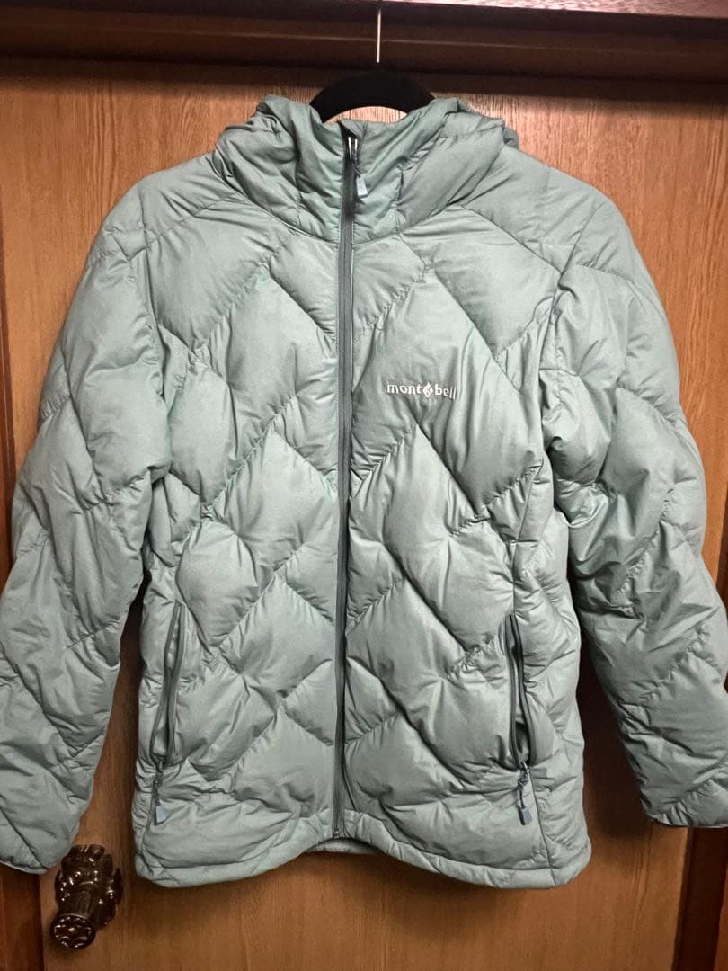 r*u様 【完売品❗️】mont-bell フード付き ネージュダウン ミントグ