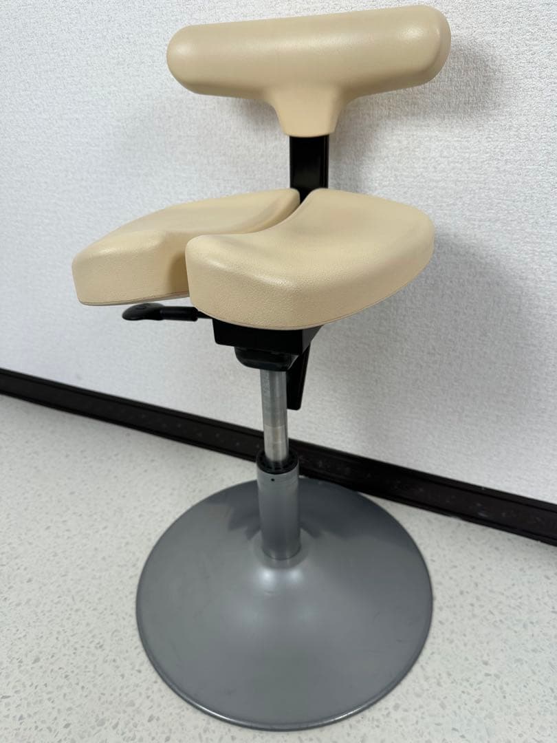 アーユルチェアー ルナ ayur-chair 丸ベースタイプ　管理No.※i4※