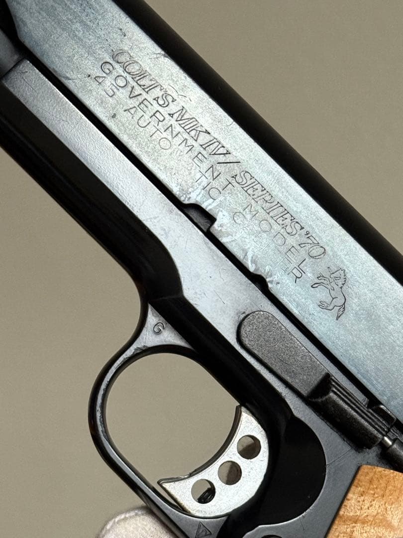 ブルーイング WA コルト M1911A1 ガバメント 木製グリップ ガスガン
