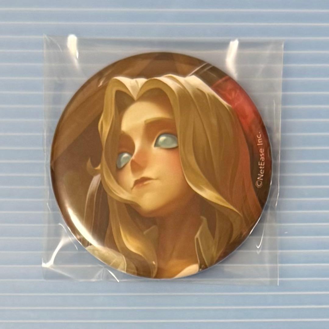 THEキャラ 遡及シリーズ 缶バッジ 写真家