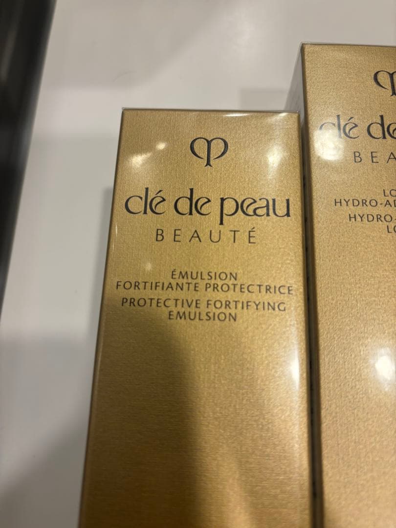 【新品未使用】クレドポー 化粧品3点セット（化粧水・乳液）　定価4万円超