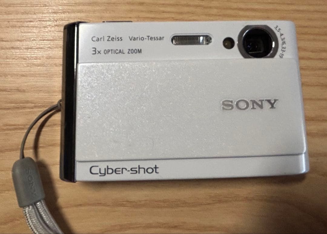 正常動作確認済美品　SONY Cyber-shot DSC-T70 コンデジ