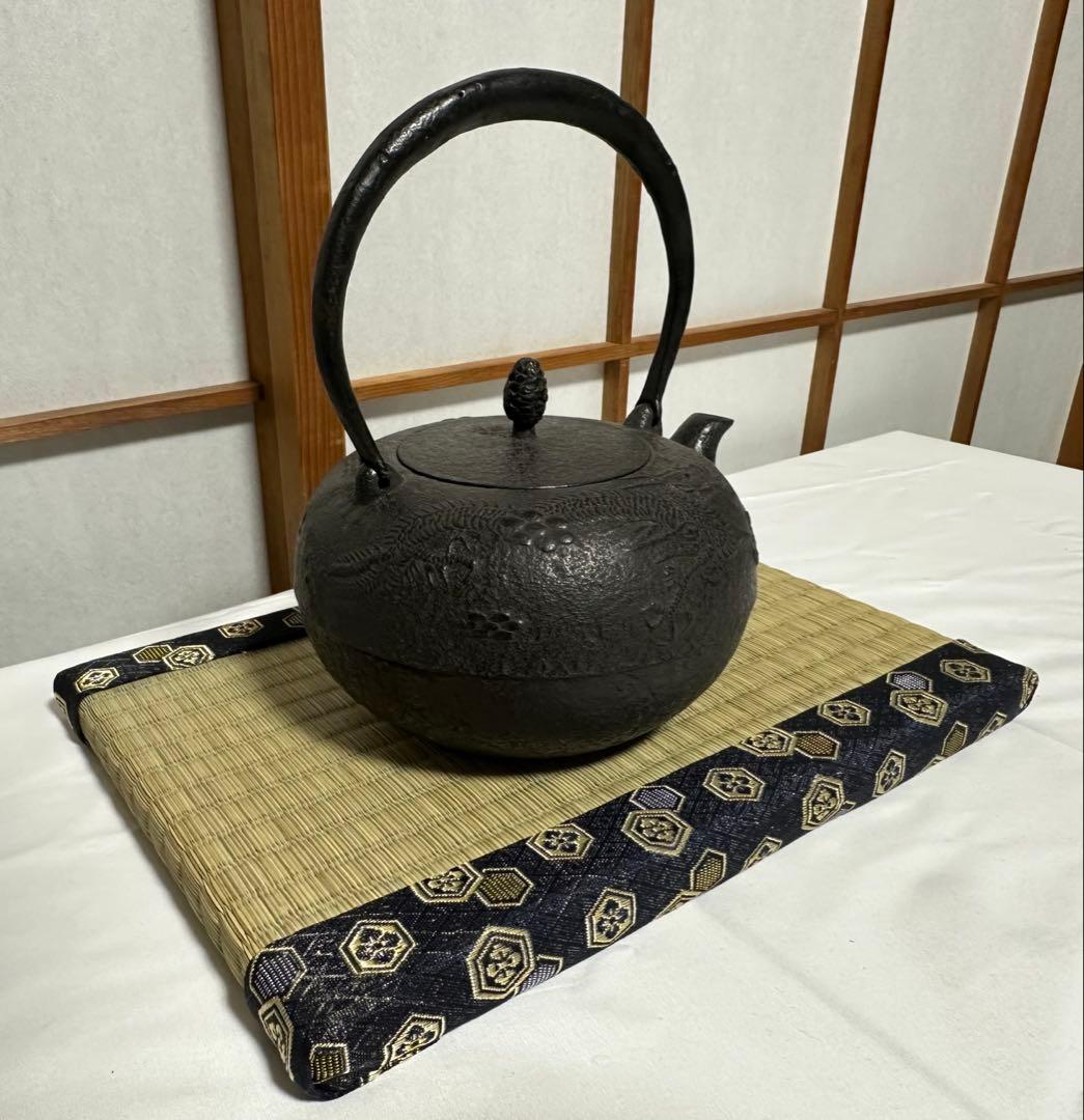 本番盛岡 薫山 南部鉄器 鉄瓶 柚子型 雲龍 1.2リットル 新品未使用品