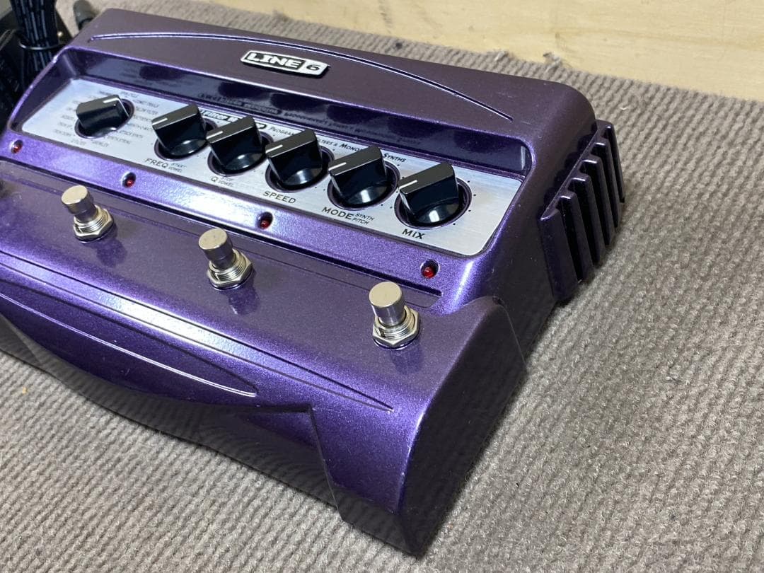 11 LINE6 FM4 モジュレーション エフェクター