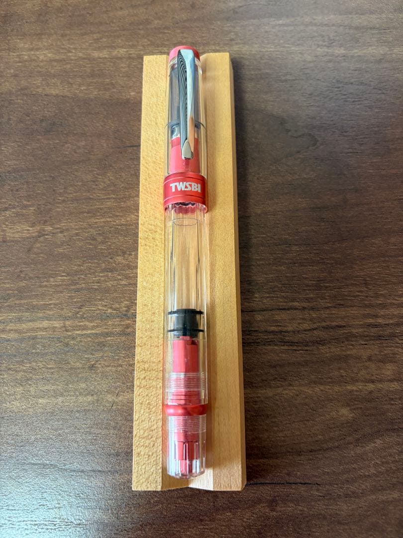 ツイスビー　万年筆　ダイヤモンドALR パンチピンク　字幅M
