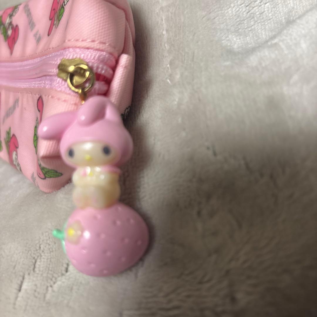 希少　マイメロディ いちご柄 ペンポーチ