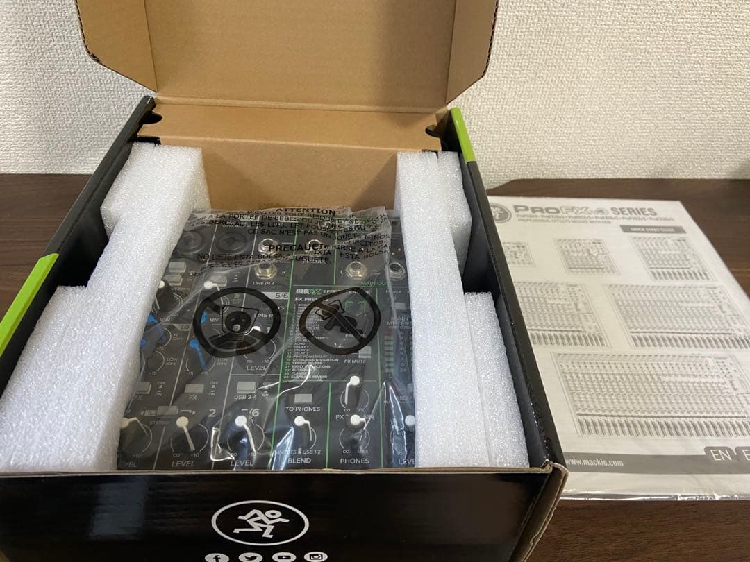 Mackie PROFX6v3 ミキサー オーディオインターフェース 箱付き
