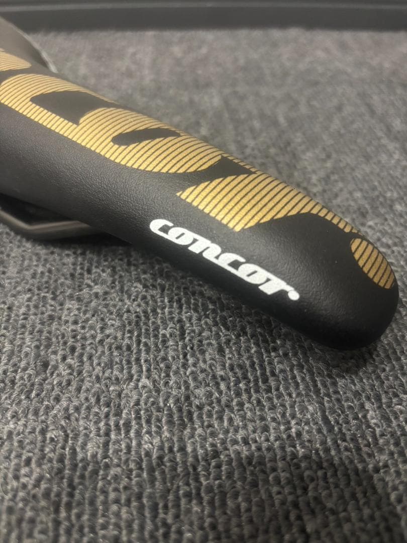 セラサンマルコ コンコールレーシング サドル