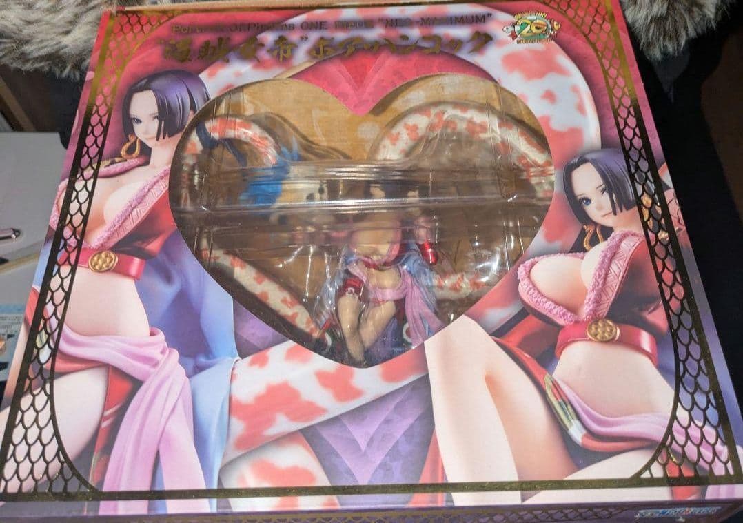 【新品同様】ワンピース POPMAXIMUMボア・ハンコック 15thフィギュア