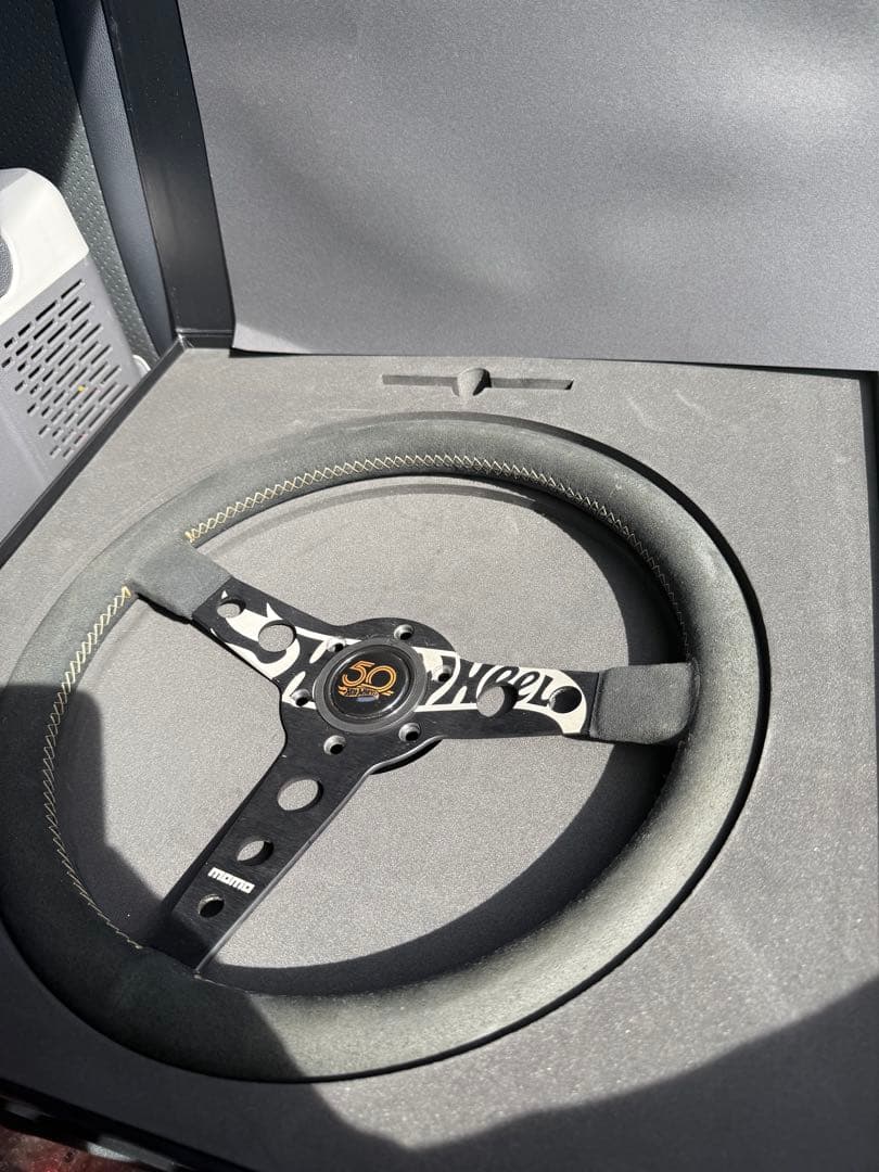 MOMO Hot Wheels ステアリングホイール 50周年記念