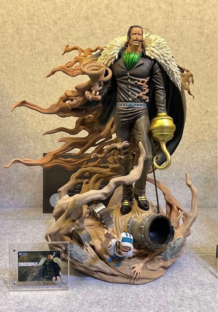 ワンピース  サー·クロコダイル フィギュア ガレージキット