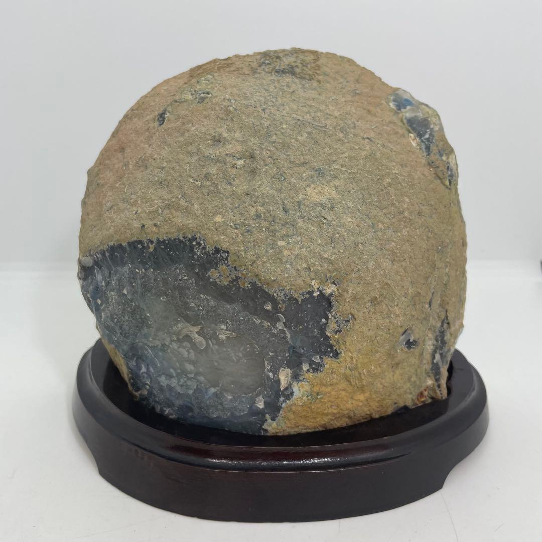 青瑪瑙 メノウ ブルーアゲート 置物 専用台付き 2,196ℊ