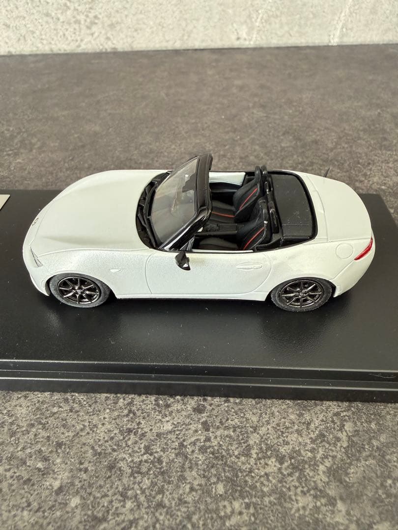 【美品】　マツダ　NDロードスター　1/43スケール　ミニカー