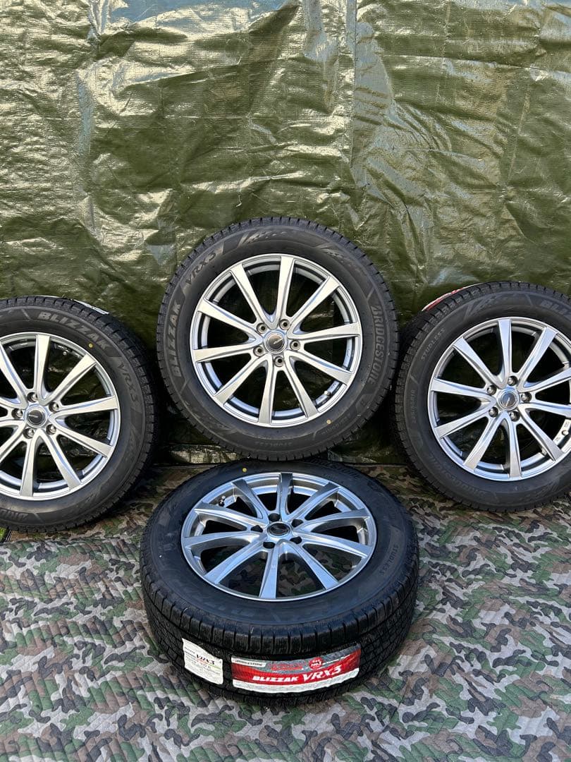 ［新品未使用］スタッドレスタイヤ＋ホイールセット 225/55R18