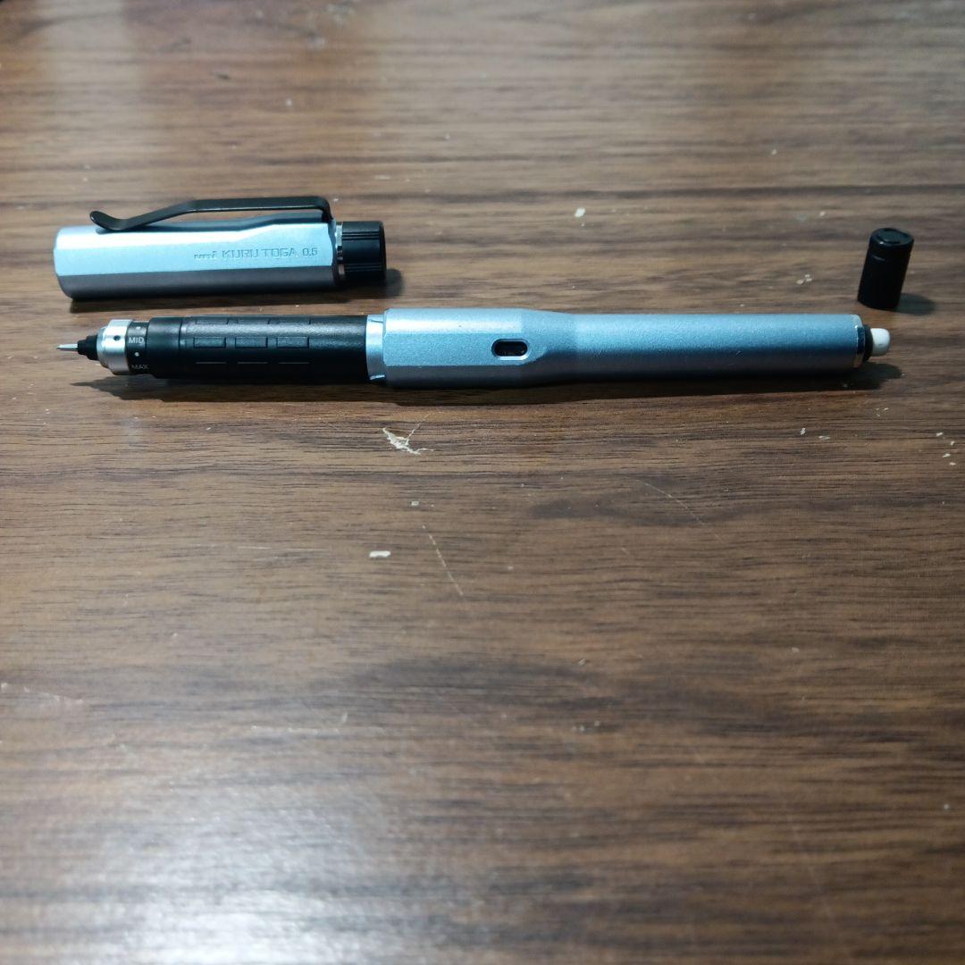 クルトガダイブ カスケードブルー