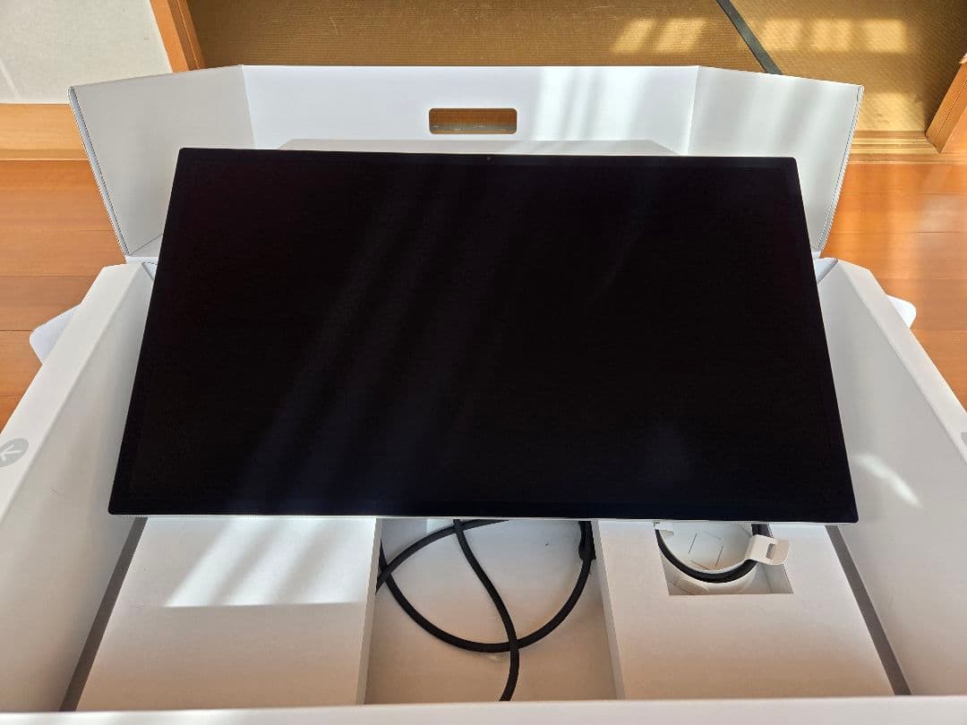 【nao oga】Apple Studio display