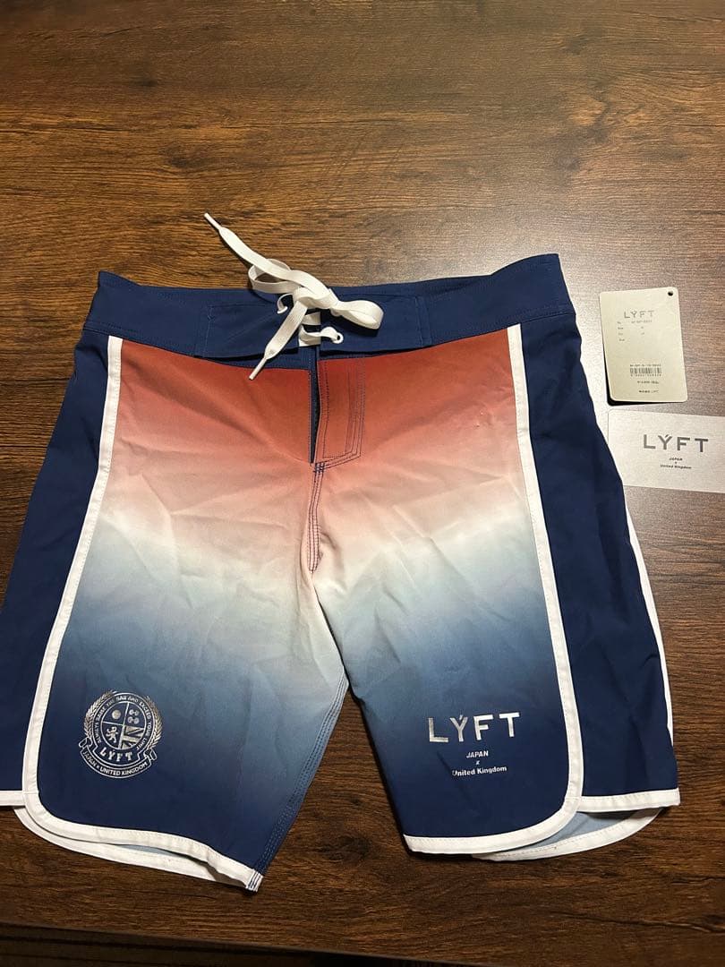 LYFT サーフパンツ sサイズ