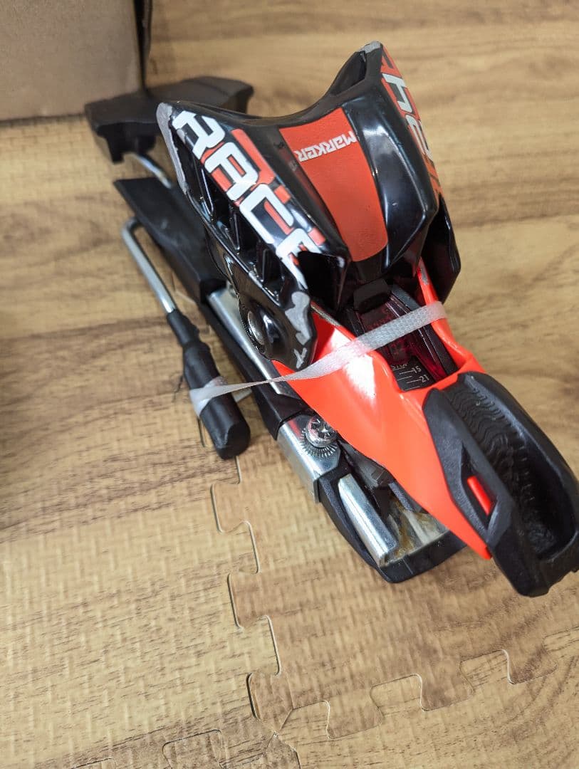 美品　MARKER XCOMP 24