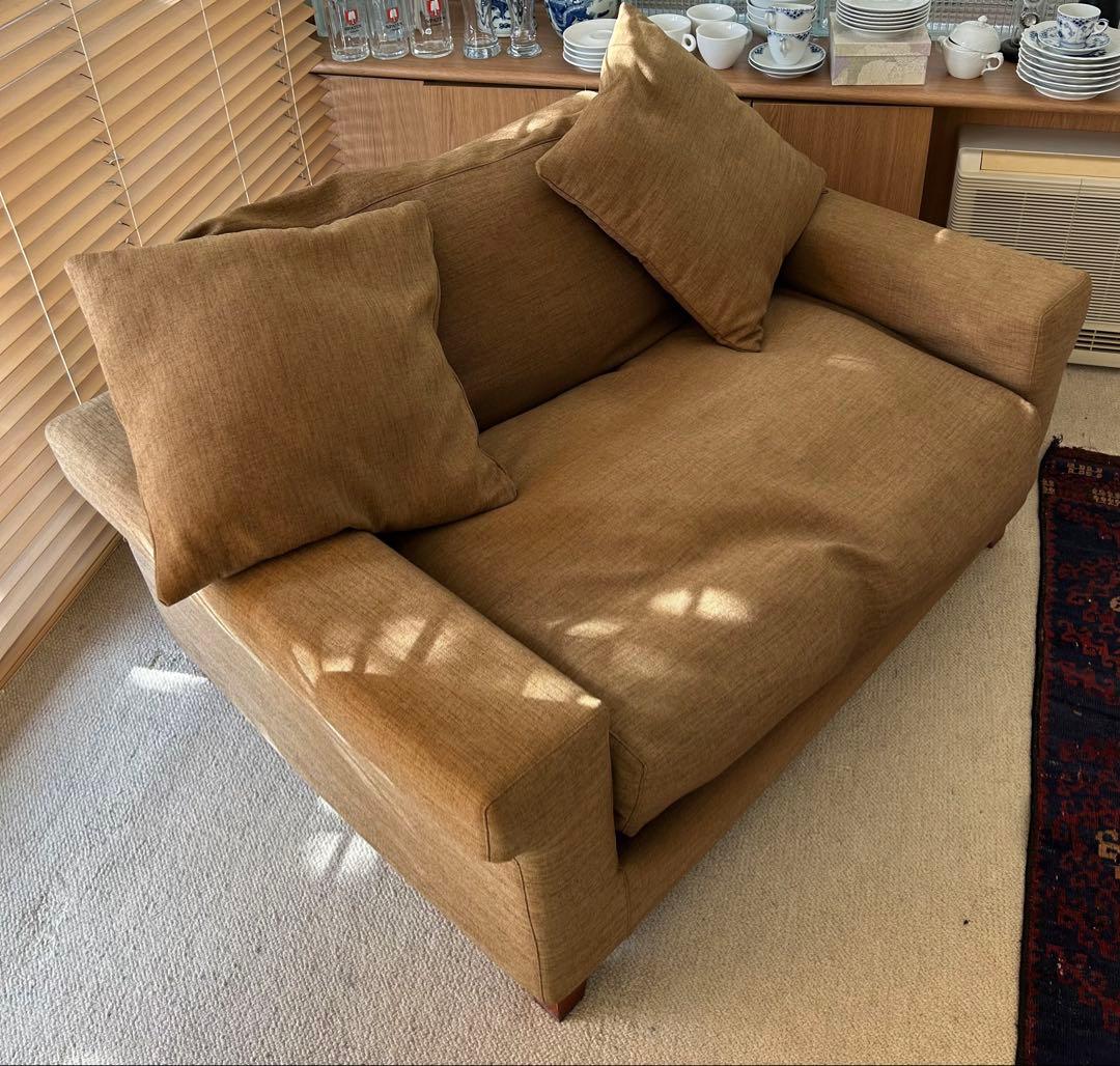 ウニコ　unicoファブリック 1.5人掛けソファ 中古　2/11まで掲載