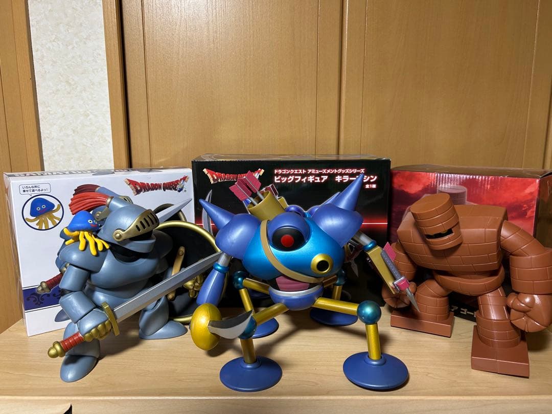 ドラゴンクエスト モンスターフィギュア 武器セット　メタルキングクッション