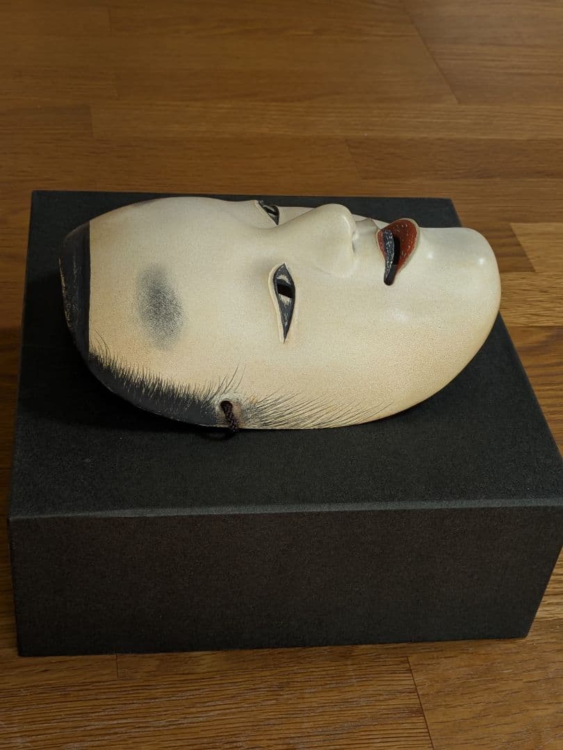 能面 ／十六中将