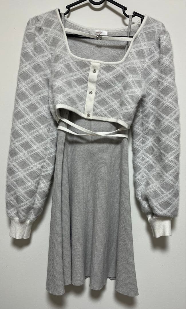 evelyn フレアニットワンピース セットアップ