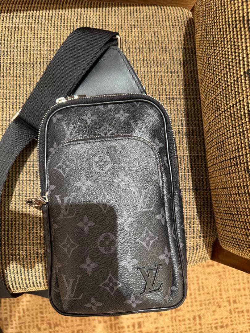 Louis Vuitton アダジュニュー・スリングバッグ PM