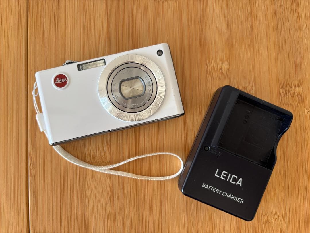 LEICA　デジカメ　C-LUX3
