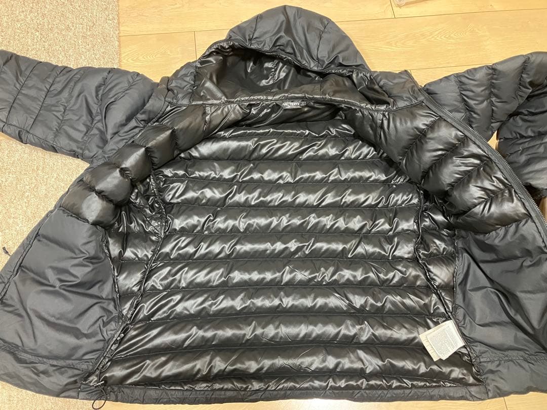 アークテリクス　ソリウムARフーディ　ブラックSサイズ