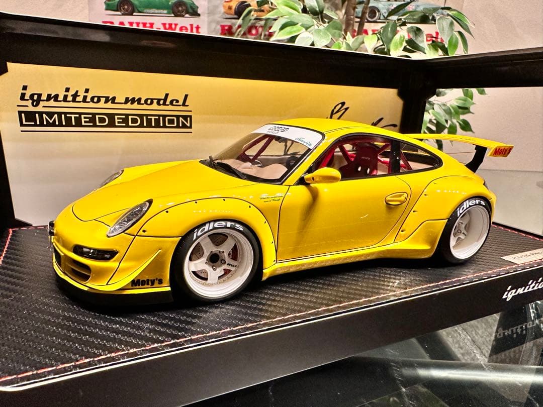 RWB997 Notting Hill 中井さんフィギュア付き 黄色