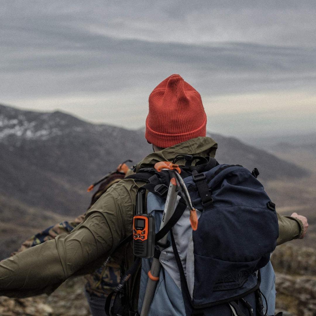 【M2779-115-89】トランシーバー 4台セット　無線機 免許不要 本体