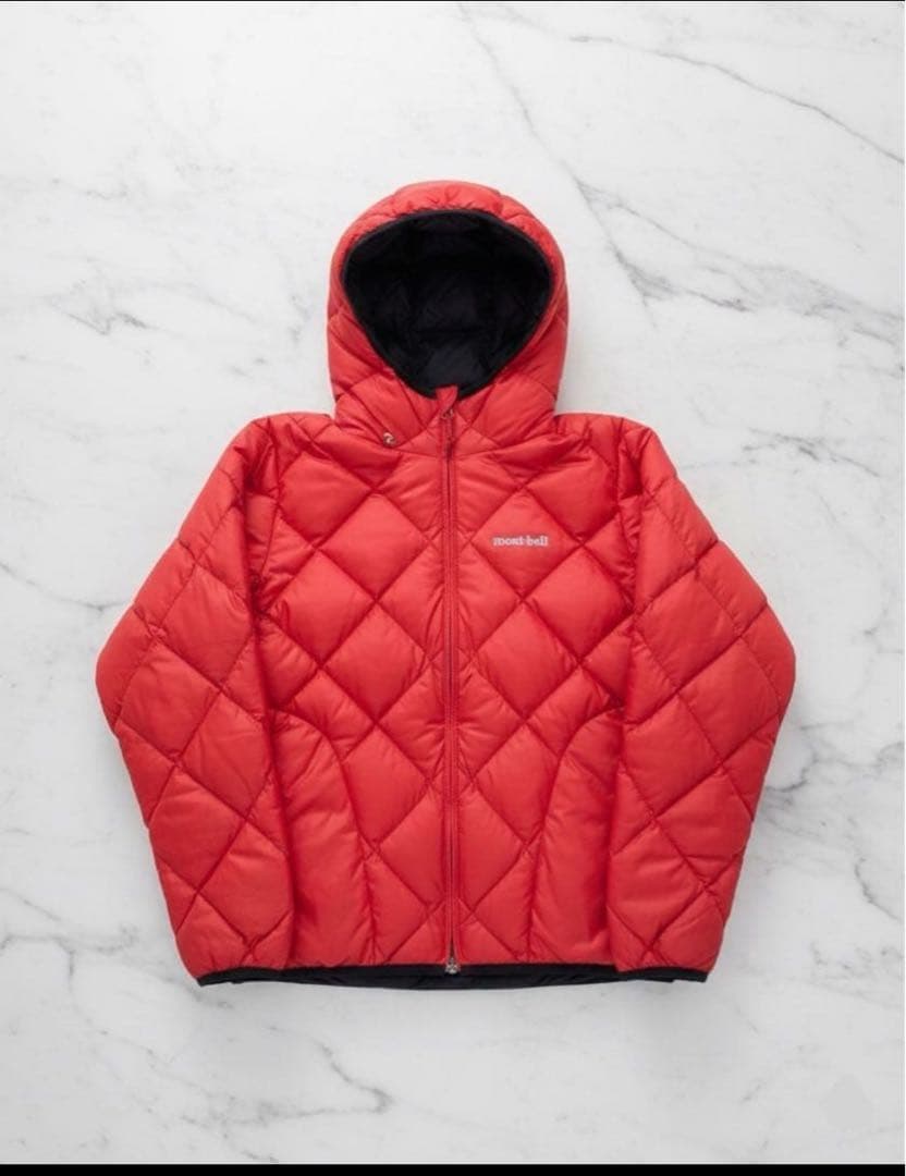 mont-bell ダウンジャケット キルティング　リバーシブル 黒/赤