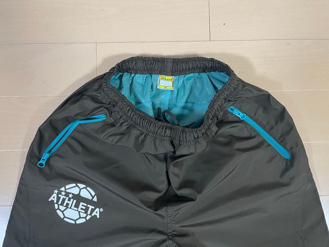 朝*ん様 【新年セール！】ATHLETA ウィンドブレーカーとパンツセット