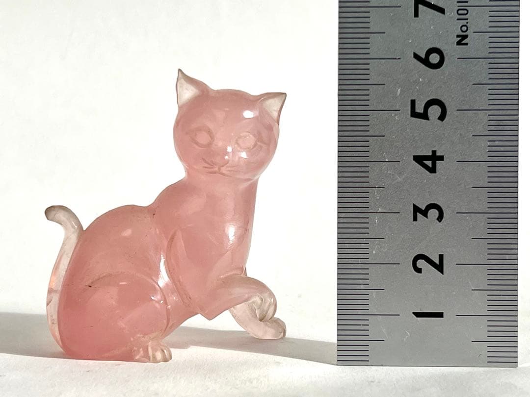 レトロ ねこの彫り物 ローズクォーツ 天然石 こまねこ ビンテージ