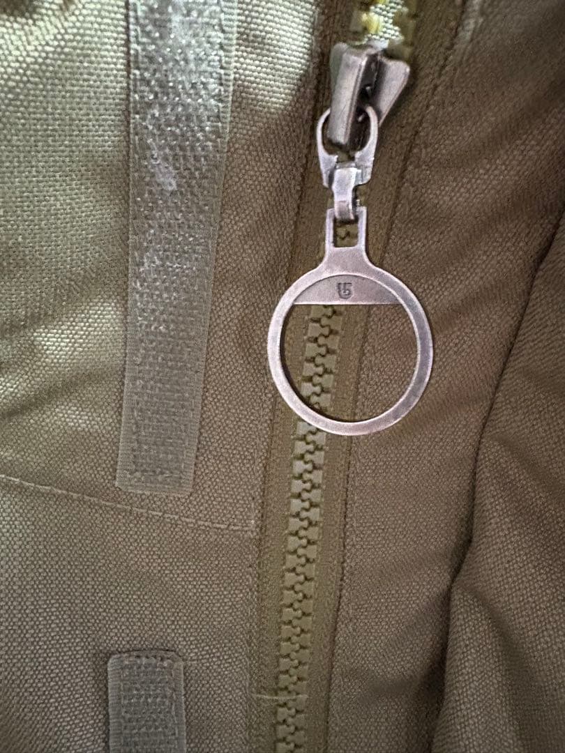 バートンBURTONスキー　スノーボードウエア　オリーブグリーン美品