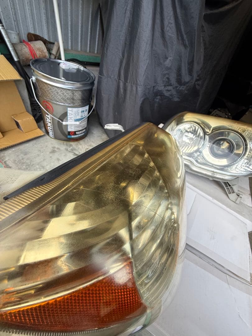 ハイラックスサーフ　純正　ヘッドライト左右　TRN215