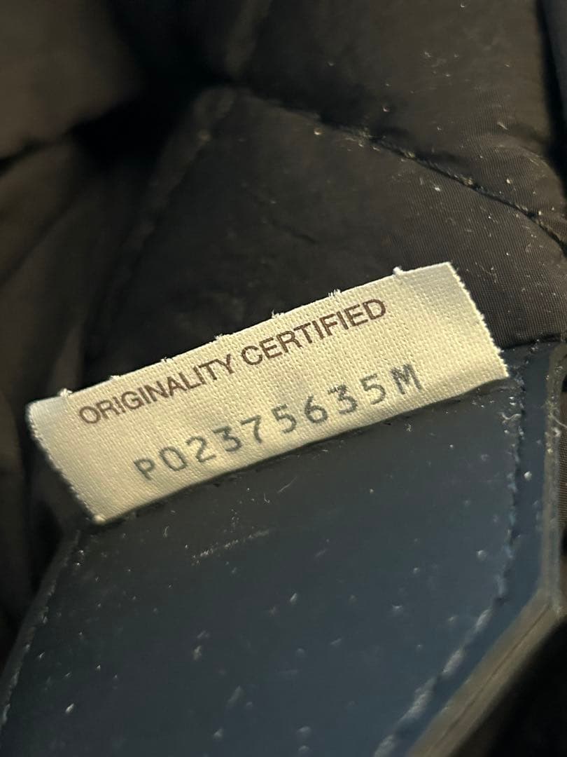 BOTTEGA VENETA パデットカセットナイロン 黒 保存袋