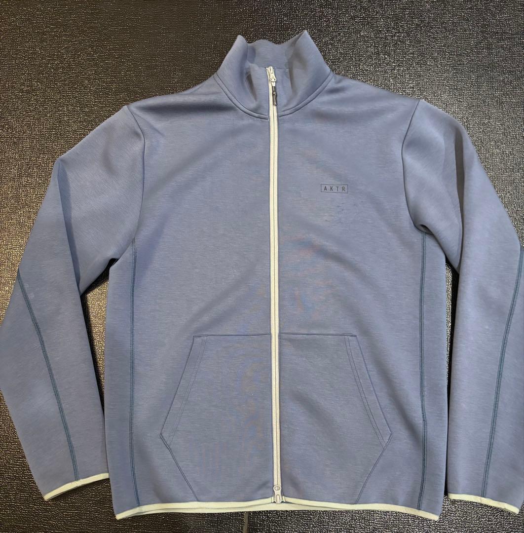 美品　アクター aktr ウォームエアテックセットアップ
